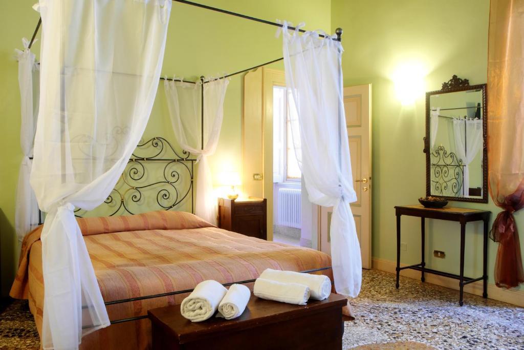 Guesthouse Alba Citta Alta Bérgamo Habitación foto